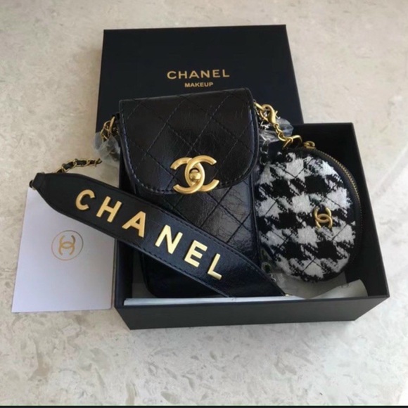 Chanel 2025 Makeup GWP NIB - Picture 2 of 6